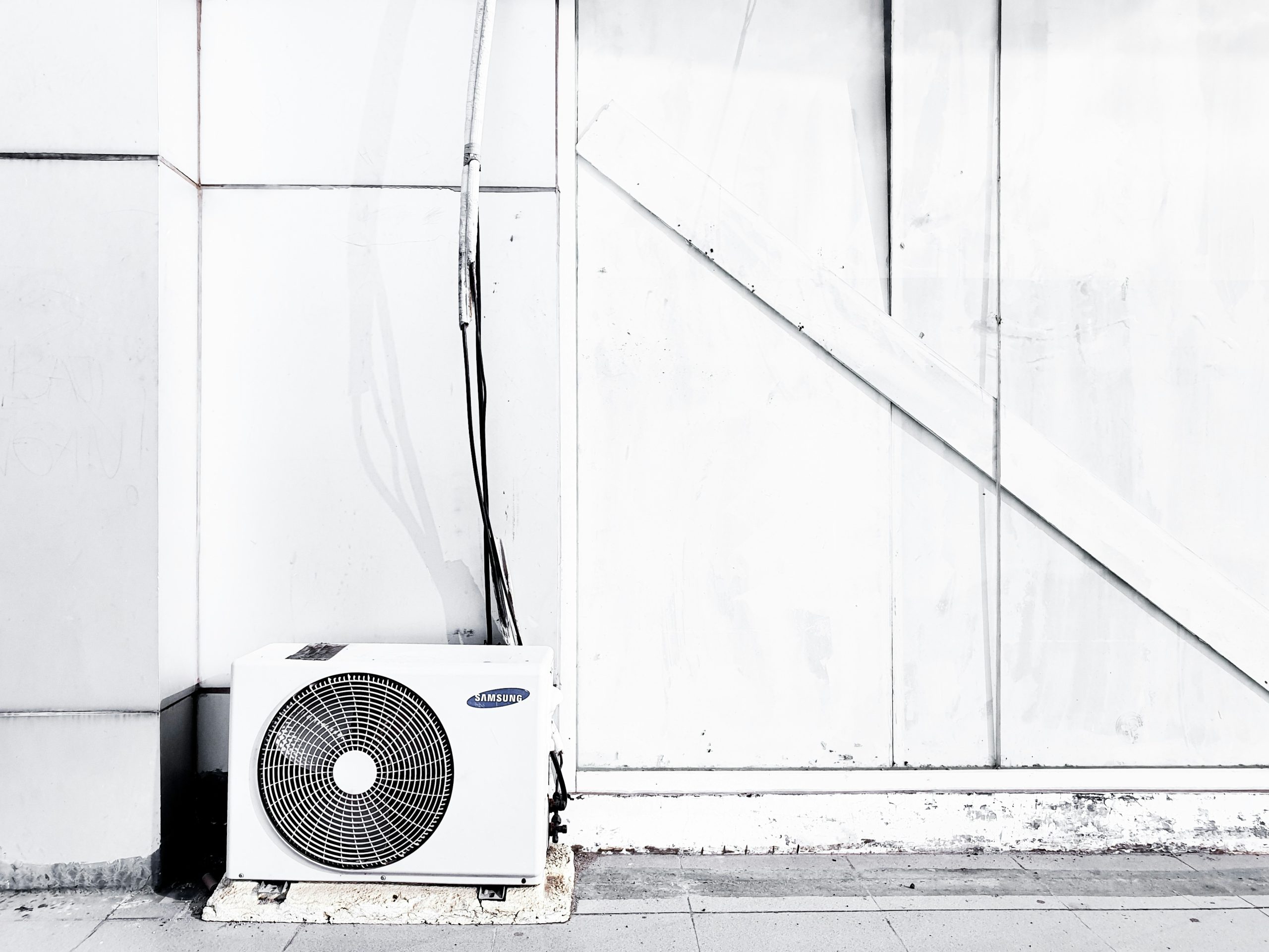 zulki-jrzt-Q4f_0gKTMEk-unsplash